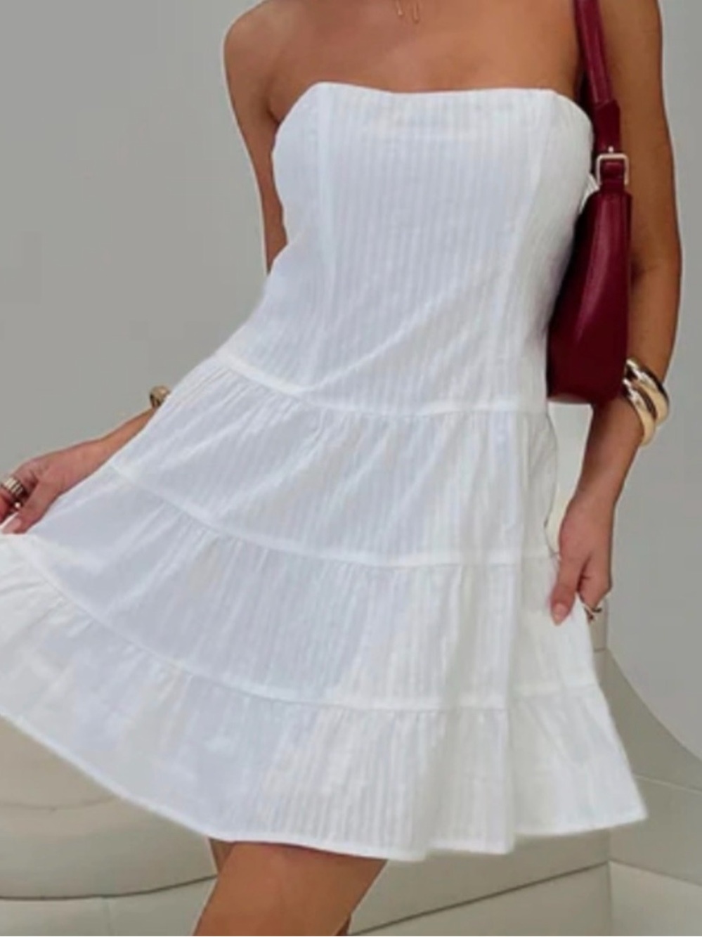 Brand NEW Princess Polly White Strapless Tiered Summer Dress